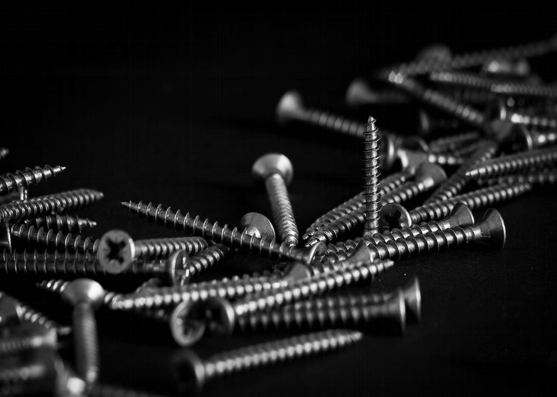 Using the Right Tools and Techniques for Screw Installation